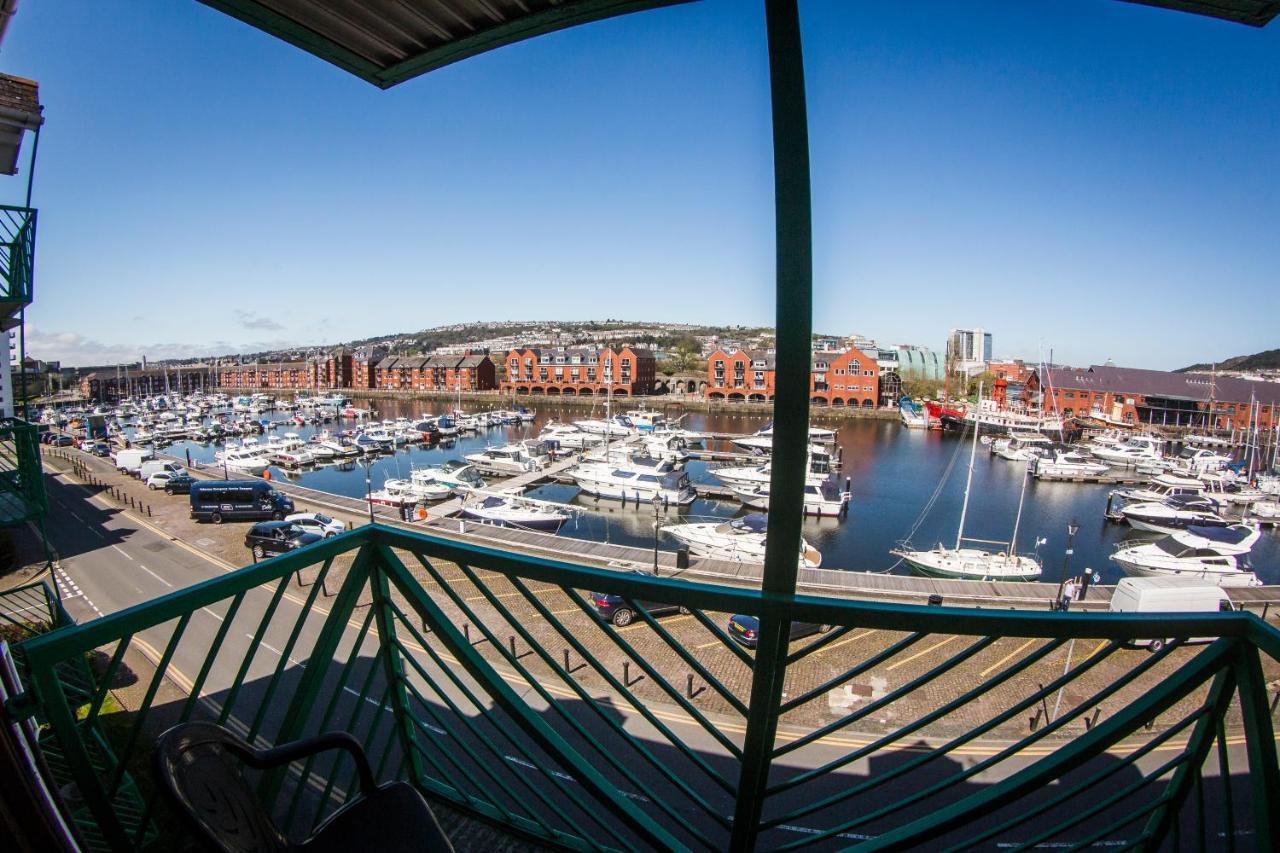 Baystays Scenic View Swansea Extérieur photo